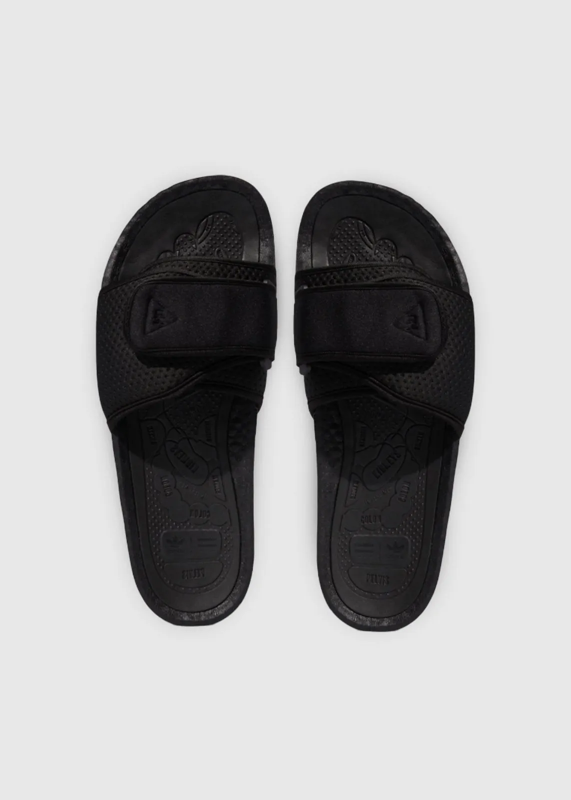 ADIDAS X PHARRELL WILLIAMS: BOOST SLIDE [BLACK]