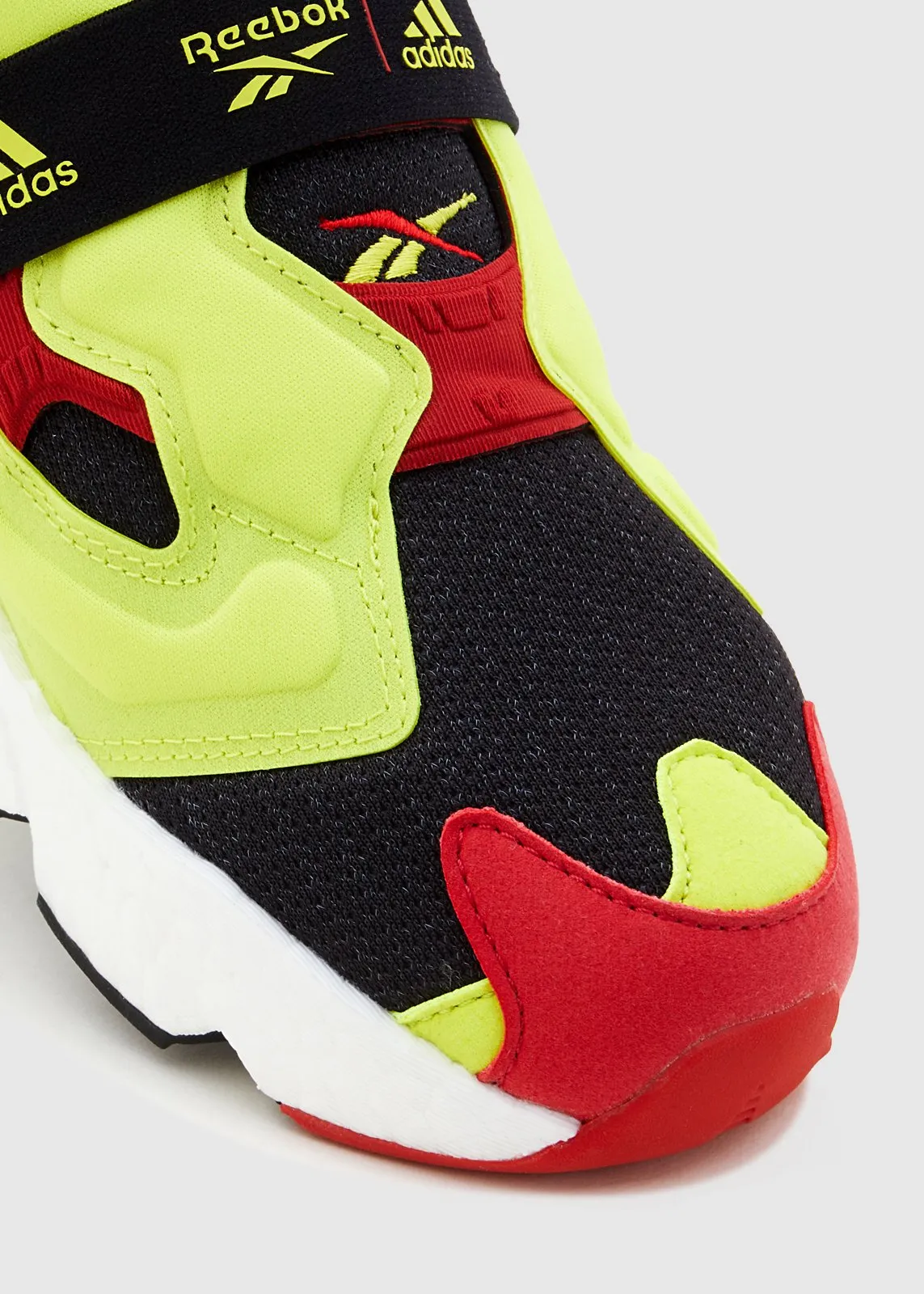 REEBOK: INSTAPUMP FURY BOOST [BLACK/RED]