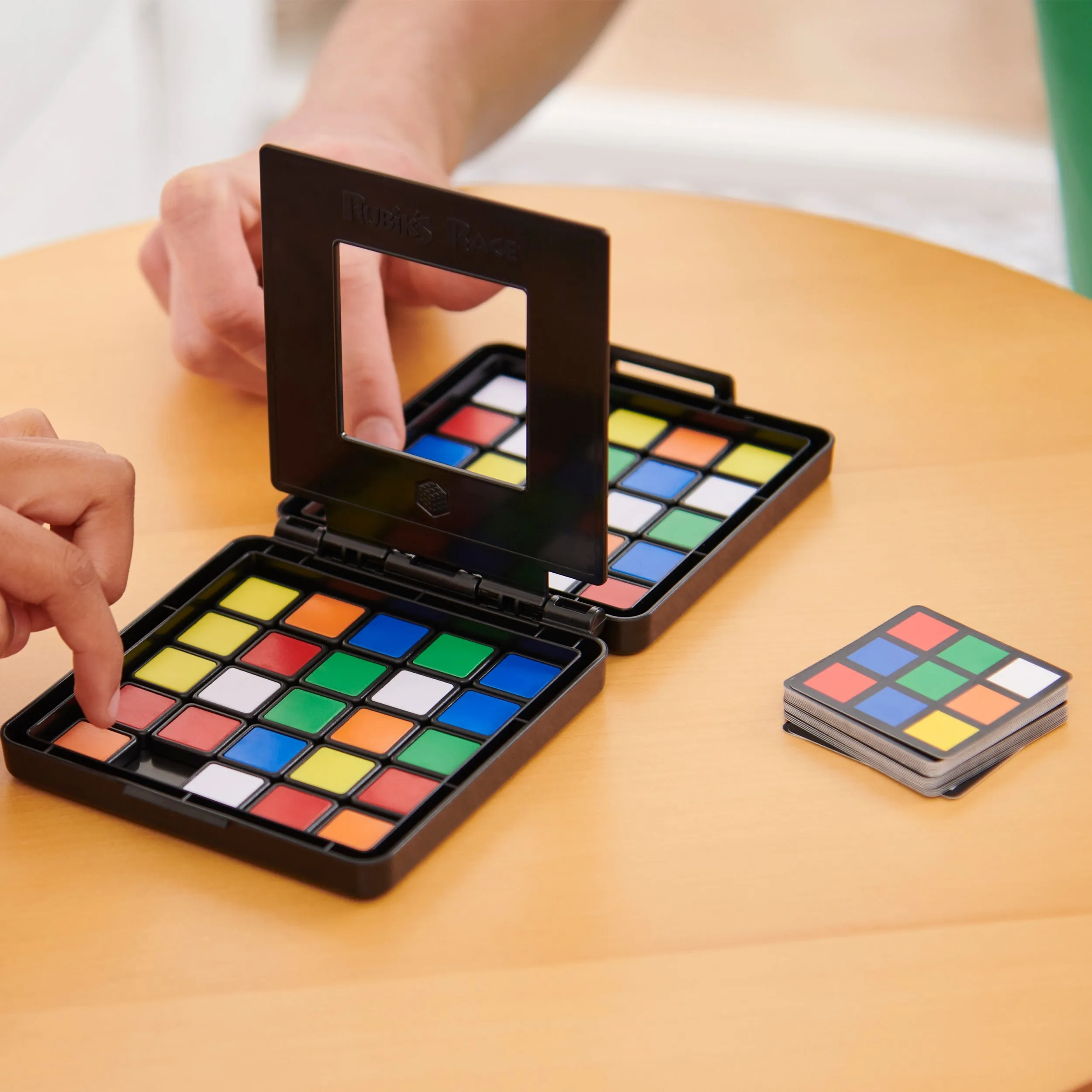 Rubik’s Race, Pack & Go